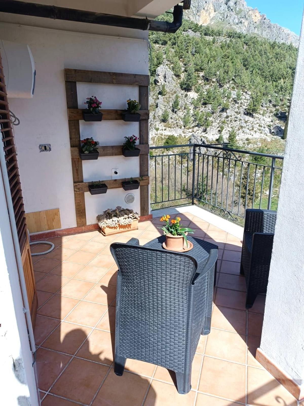 Casa Belvedere Isnello Екстер'єр фото